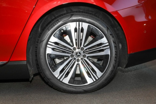 Купить Mercedes Benz EQS в Минске