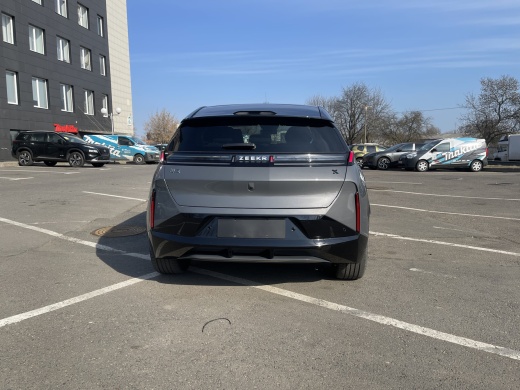 Zeekr X комплектация YOU (5 мест) Серый