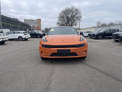 Zeekr 001 комплектация YOU + Z-sport package Оранженый