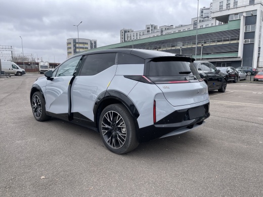 Zeekr X комплектация YOU (4 места) Серый на сером салоне