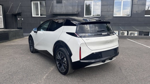 Zeekr X комплектация YOU (4 места) Бежевый