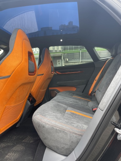 Zeekr 001 2024 комплектация YOU + Z-sport package Чёрный