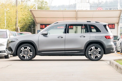 Купить Mercedes Benz EQB в Минске