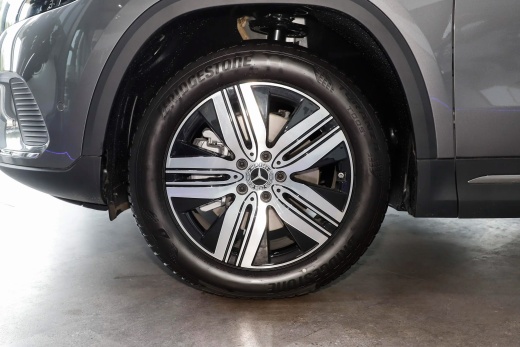 Купить Mercedes Benz EQA в Минске