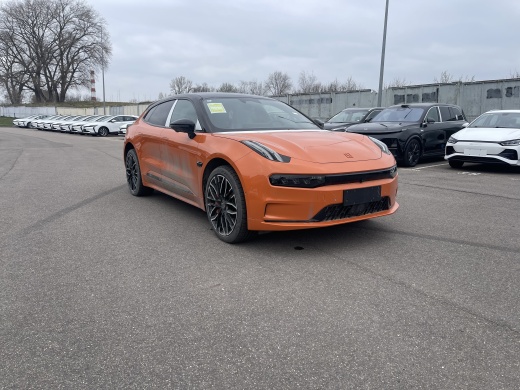 Zeekr 001 комплектация YOU + Z-sport package Оранженый