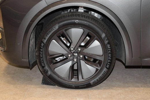 Купить Li auto L8 в Минске