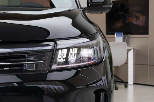 AITO M7