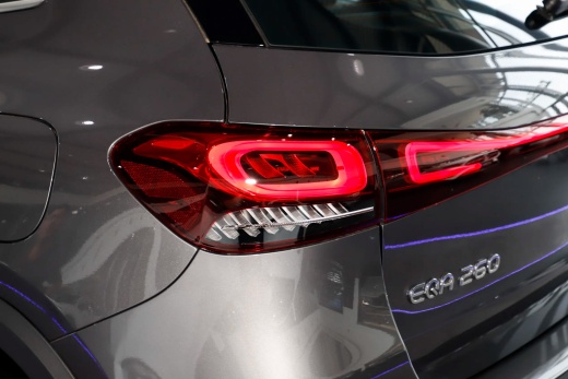 Купить Mercedes Benz EQA в Минске