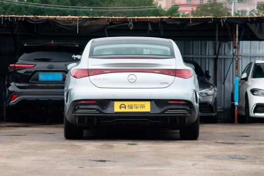 Купить Mercedes Benz EQE в Минске