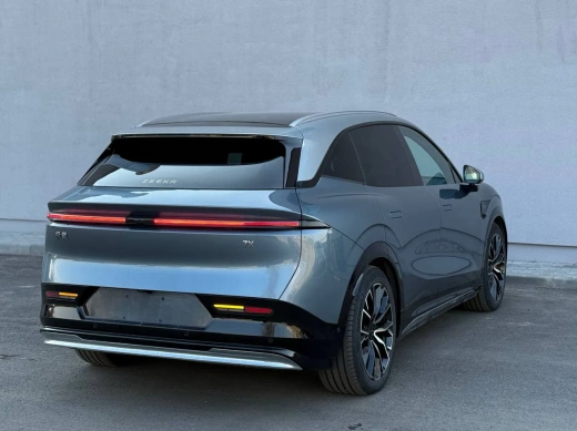 Zeekr 7X Long-range 4WD intelligent driving version 705 km