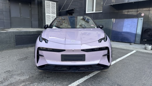 Zeekr X комплектация YOU (5 мест) Розовый