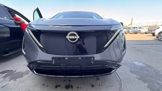 Nissan Ariya 90 kWh (394 л.с.) Maximum 533 km Серый