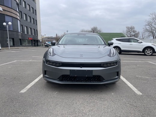 Zeekr 001 комплектация WE Серый