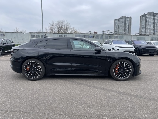 Zeekr 001 2024 комплектация YOU + Z-sport package Чёрный