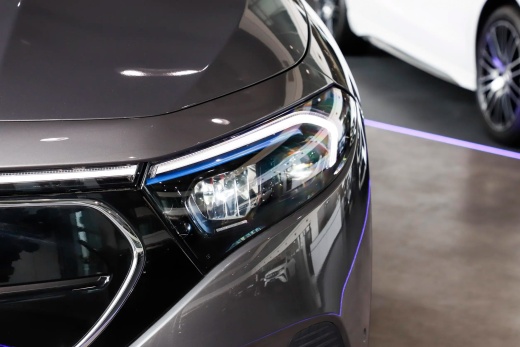 Купить Mercedes Benz EQA в Минске