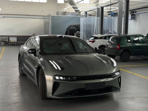 Zeekr 001 YOU 2024 705 km