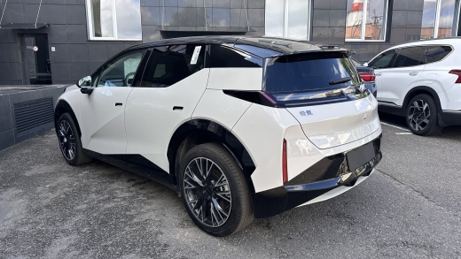 Zeekr X комплектация YOU (5 мест) Бежевый