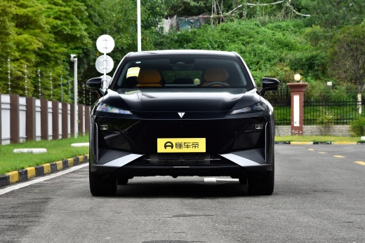 Купить Changan Deepal S7 в Минске