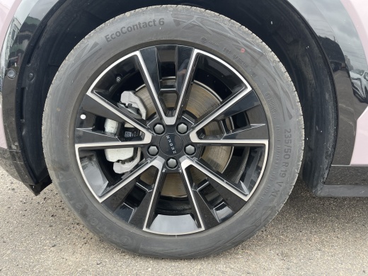 Zeekr X комплектация YOU (4 места) Розовый на бордовом салоне