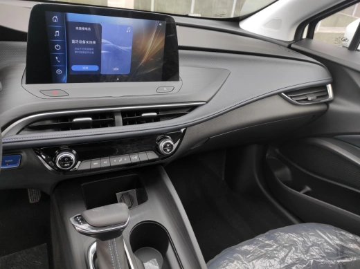 Buick Velite 6 50.3 kWh (177 л.с.) Enjoy Edition PLUS 450 km