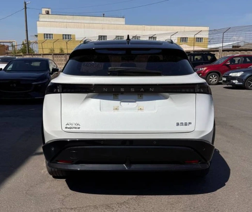 Nissan Ariya 90 kWh (394 л.с.) Maximum 533 km Белый