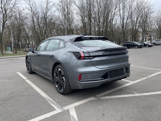 Zeekr 001 комплектация WE Серый