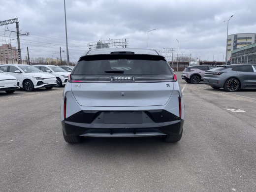Zeekr X комплектация YOU (4 места) Серый на сером салоне