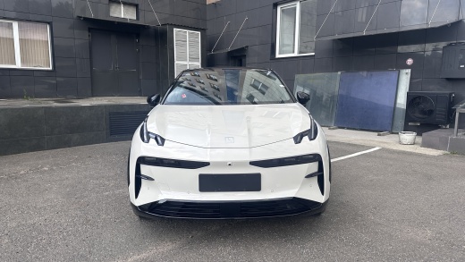 Zeekr X комплектация YOU (4 места) Бежевый